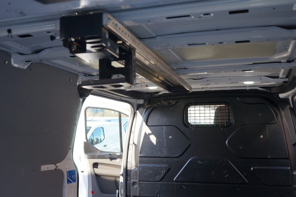 Ford Transit Custom 320 L2 2,0 TDCi 130 Trend aut.