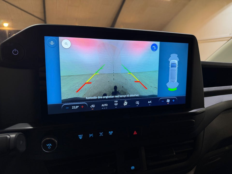 Ford E-Transit Custom 320L 64 Trend