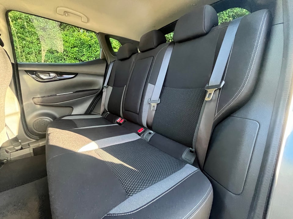 Nissan Qashqai 1,2 Dig-T 115 Acenta 5d