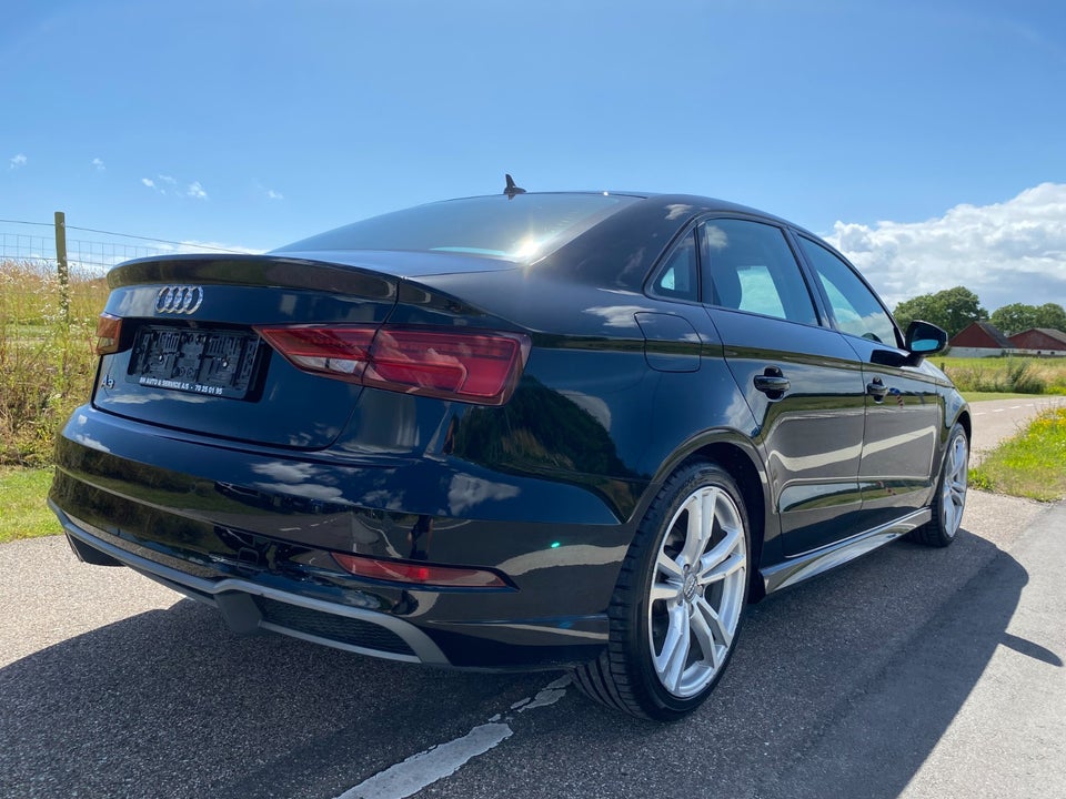 Audi A3 35 TDi S-line S-tr. 4d