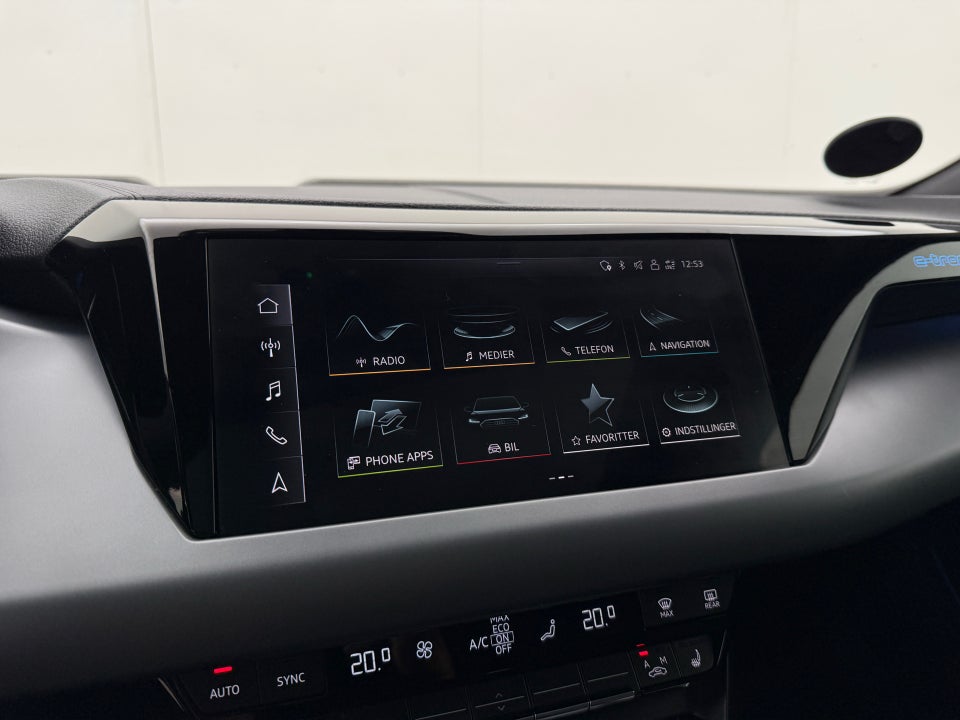 Audi e-tron GT quattro 4d