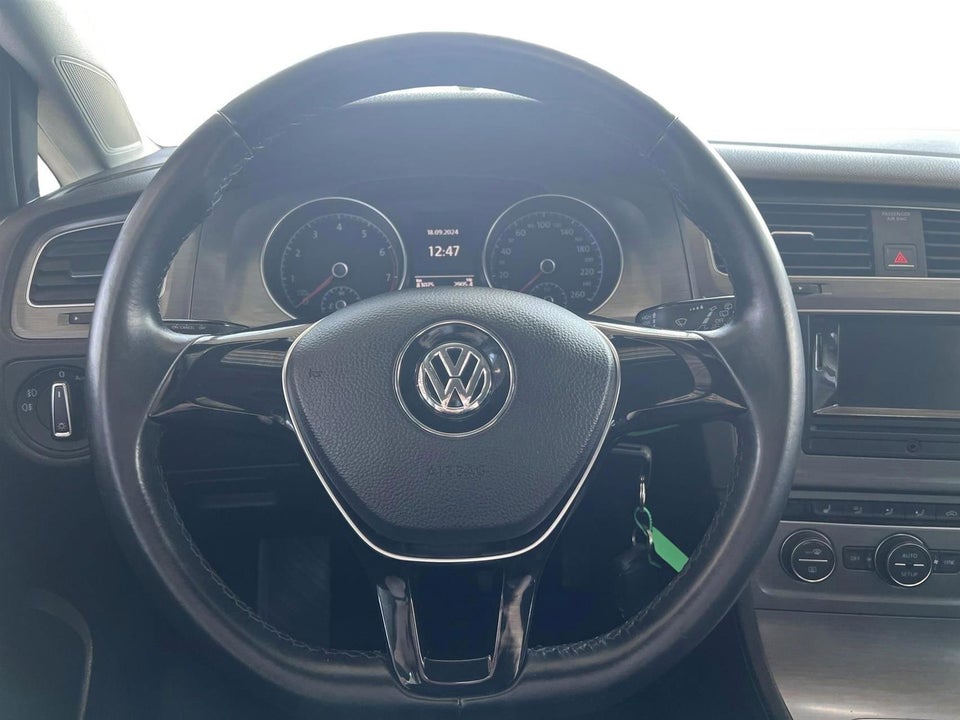 VW Golf VII 1,4 TSi 122 Comfortline BMT 5d