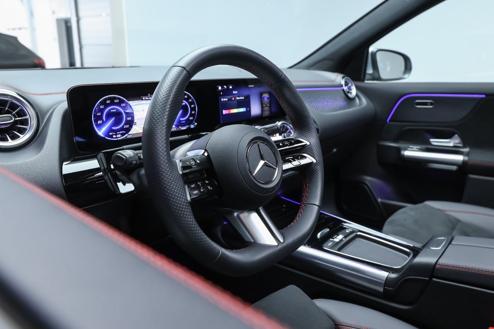 Mercedes EQA250+ AMG Advance 5d