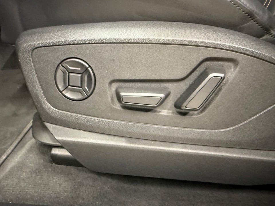 Audi e-tron 55 Black Edition S-line quattro 5d