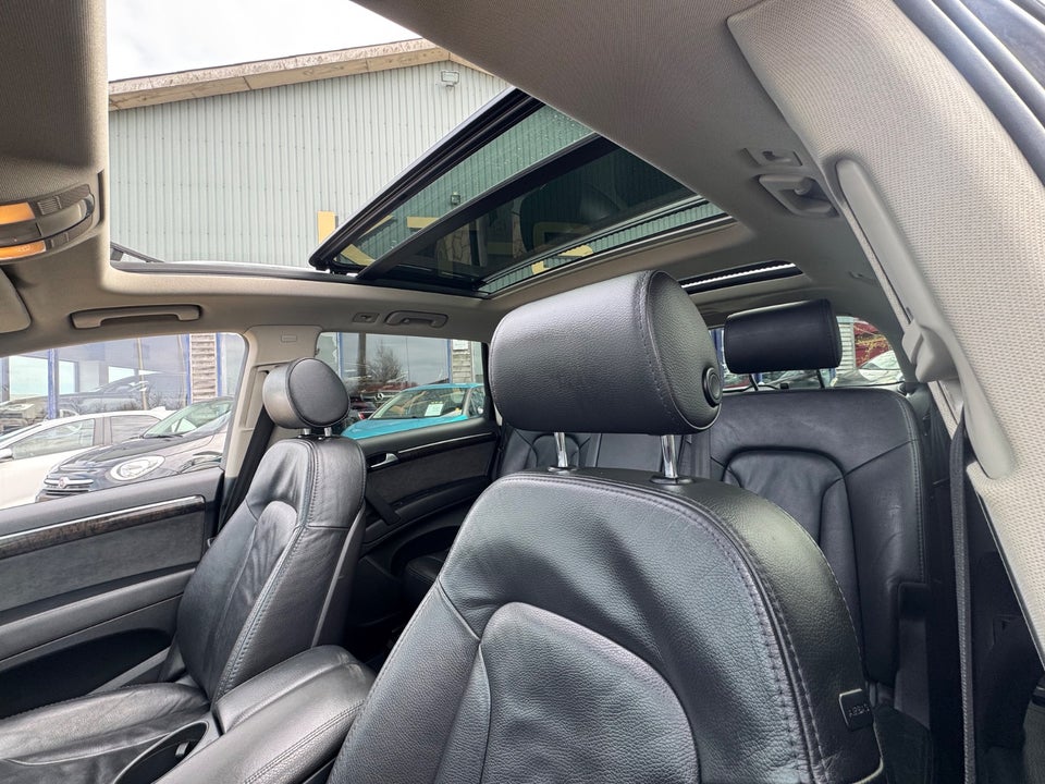 Audi Q7 3,0 TDi quattro Tiptr. 5d