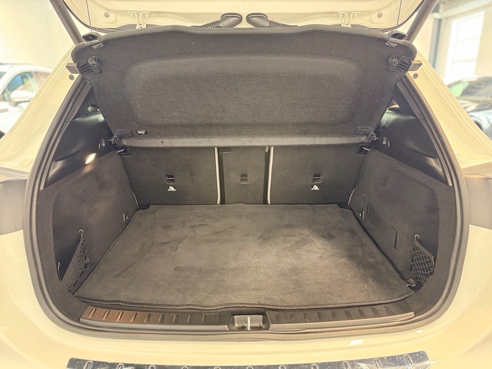 Mercedes EQA250 Progressive 5d