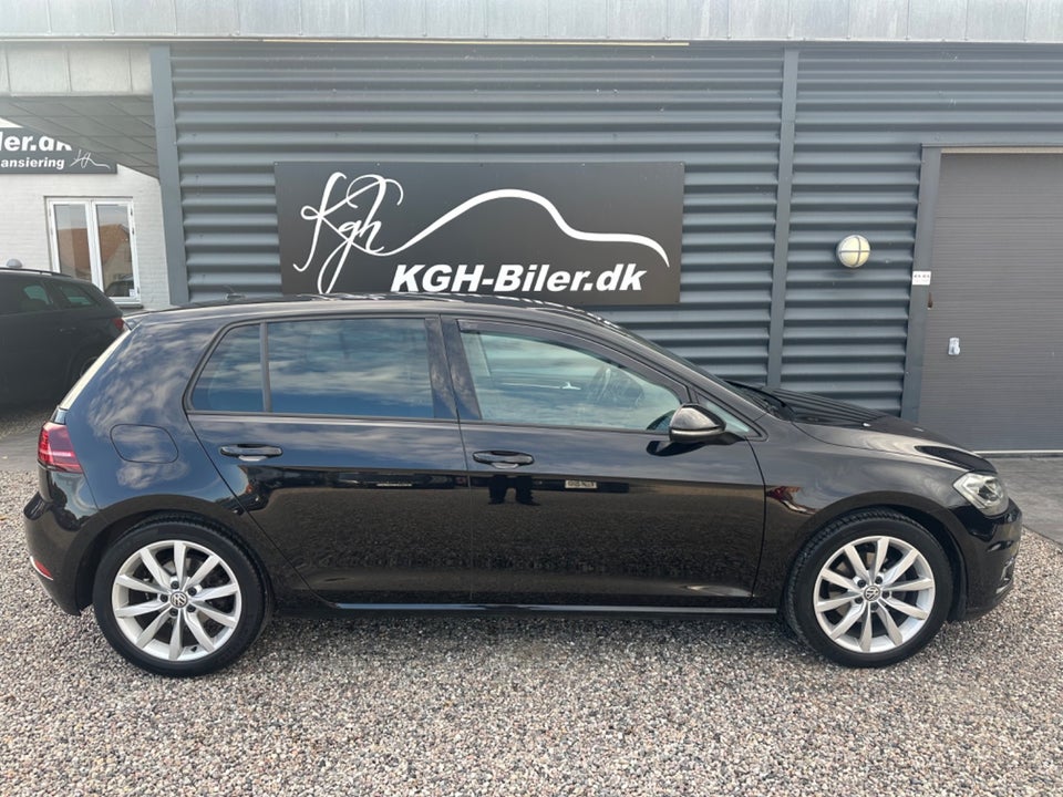 VW Golf VII 2,0 TDi 150 Highline DSG Van 5d