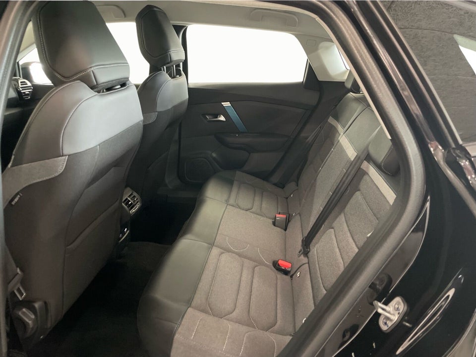 Citroën ë-C4 X 50 Max 4d