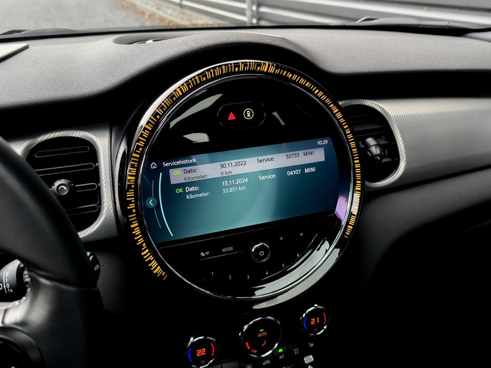 MINI Cooper SE Younique Trim 3d