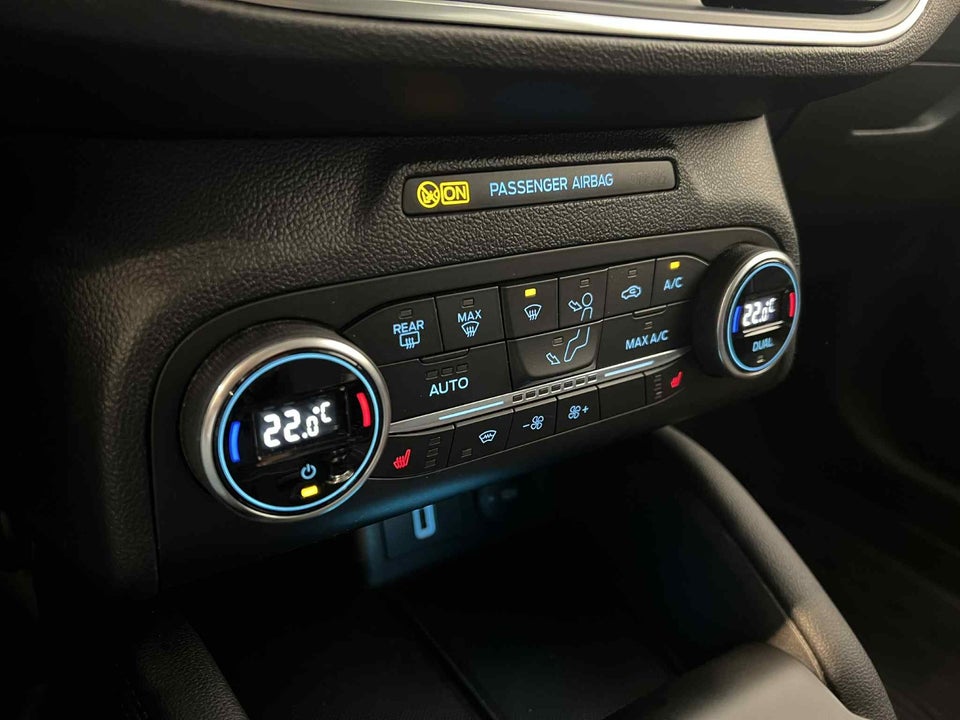 Ford Focus 1,5 EcoBlue Titanium stc. 5d