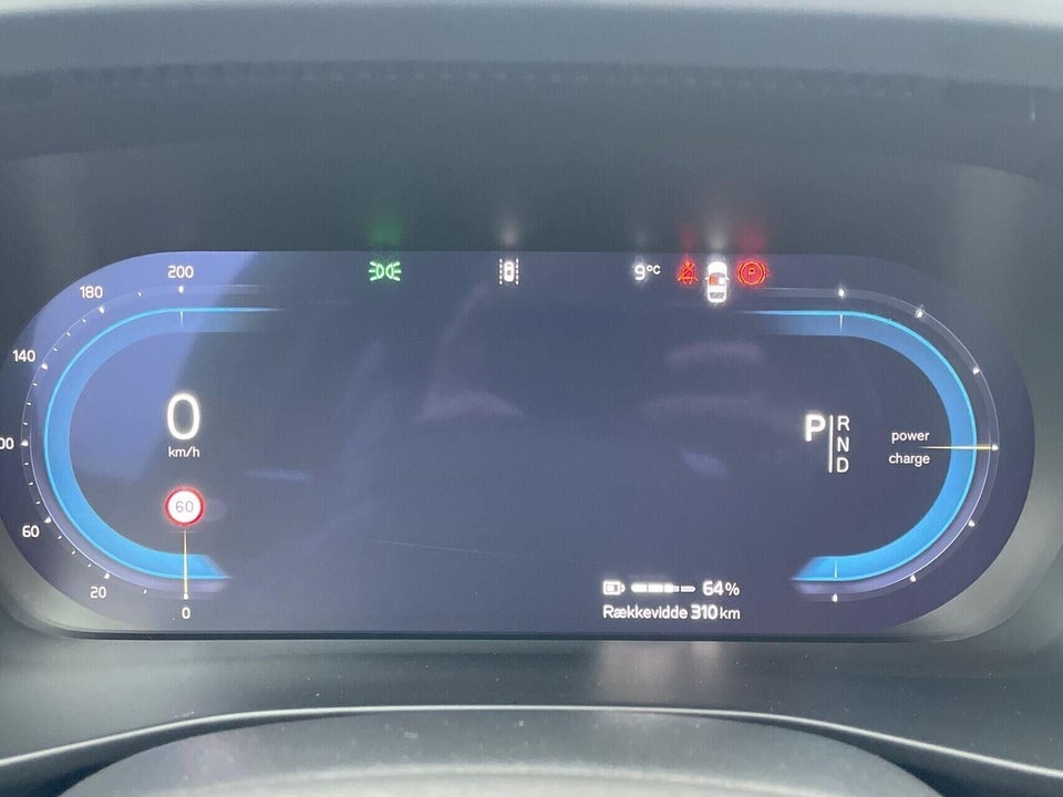 Volvo EX40 Extended Range Ultra Black Edition 5d