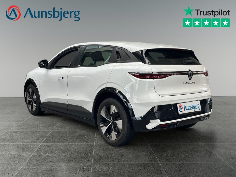 Renault Megane E-Tech 40 Equilibre 5d