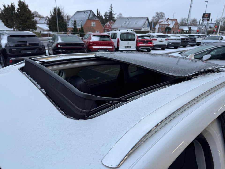 MG Marvel R Luxury 5d