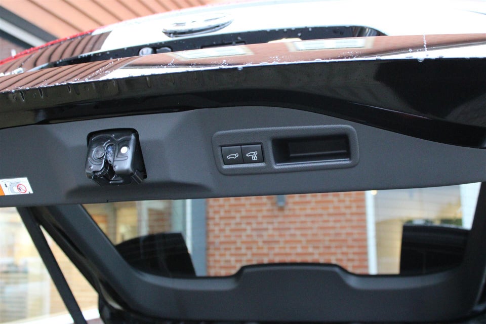 Toyota bZ4X Business+ 5d