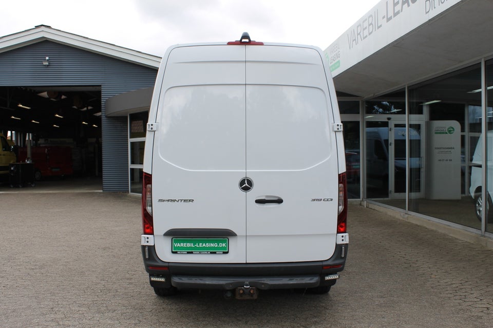 Mercedes Sprinter 319 3,0 CDi A2 Kassevogn aut. RWD