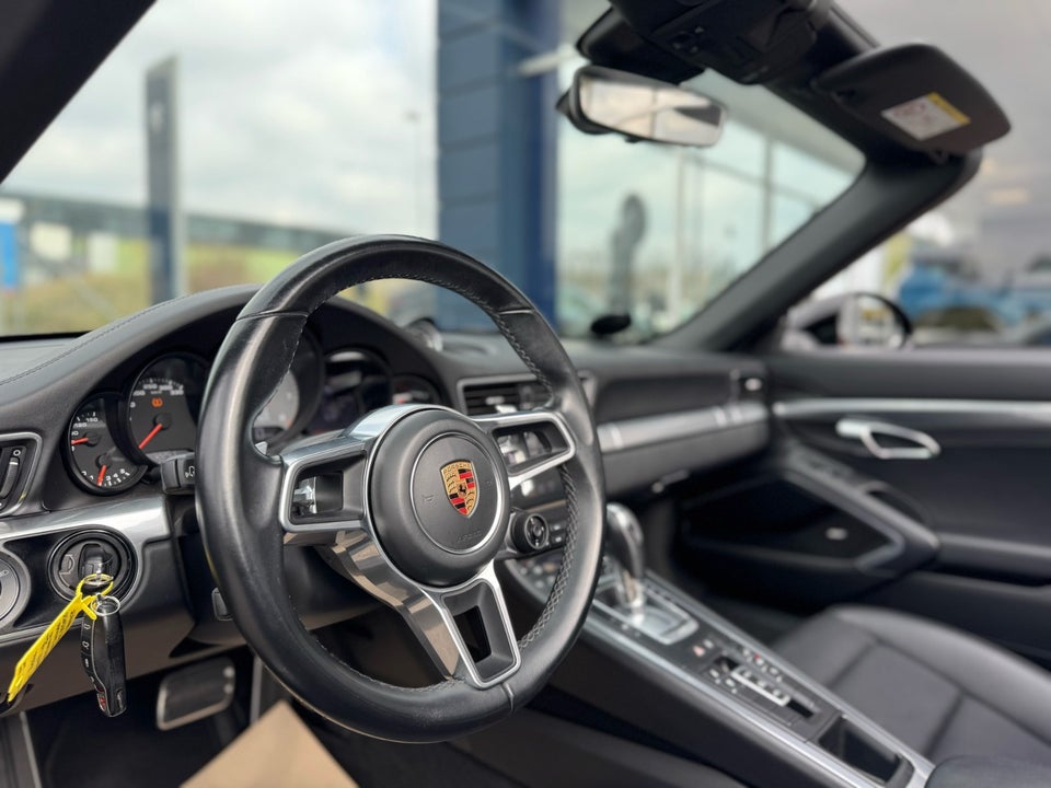 Porsche 911 Carrera 4S 3,0 Cabriolet PDK 2d