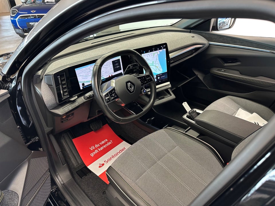 Renault Megane E-Tech 60 Techno 5d