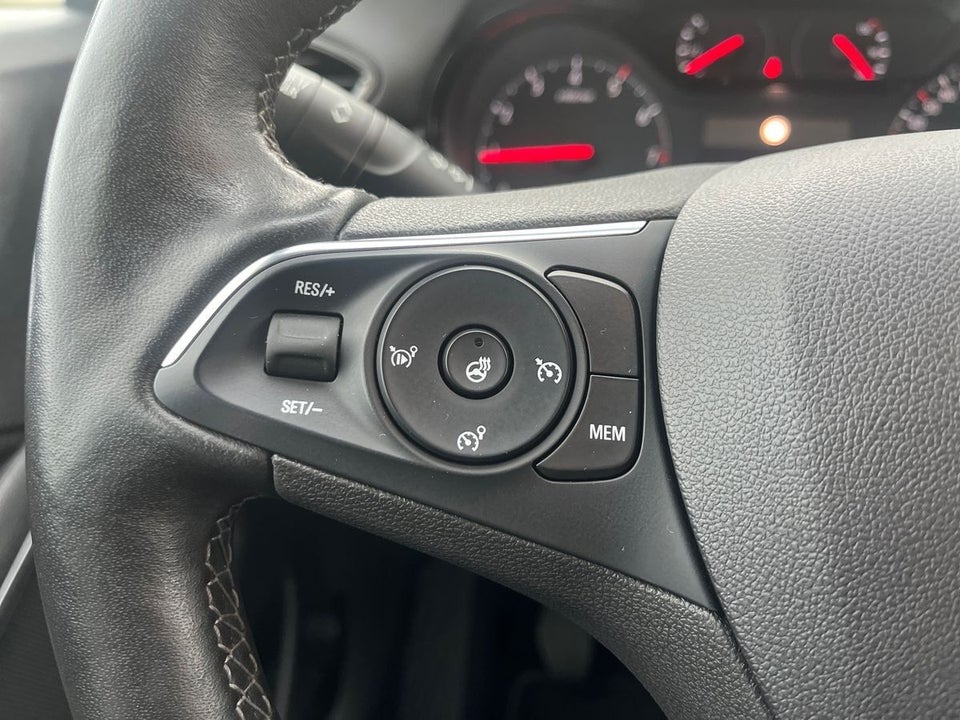 Opel Crossland X 1,2 T 130 Edition 5d