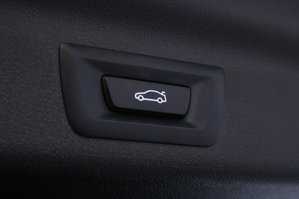 BMW iX1 eDrive20 M-Sport 5d