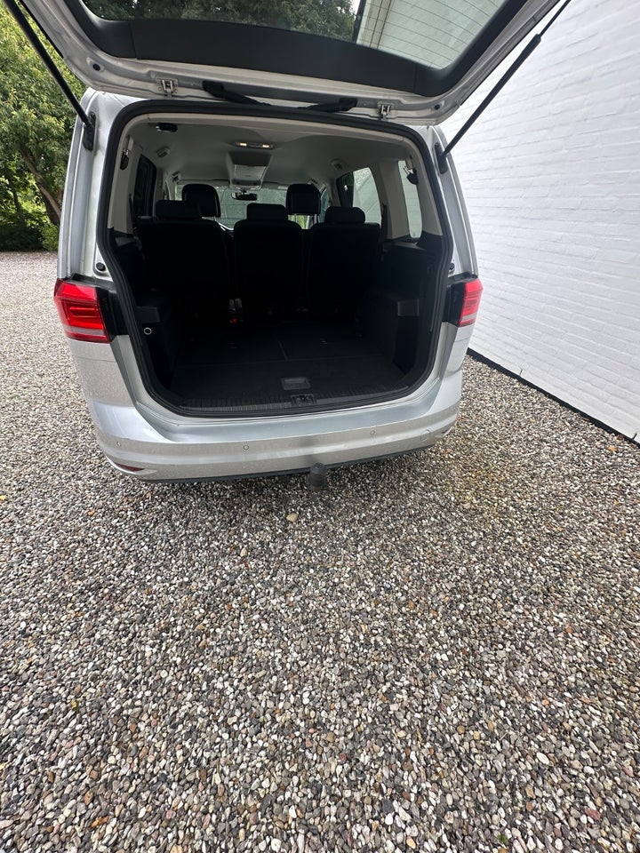 VW Touran 1,6 TDi 115 Comfortline DSG 5d