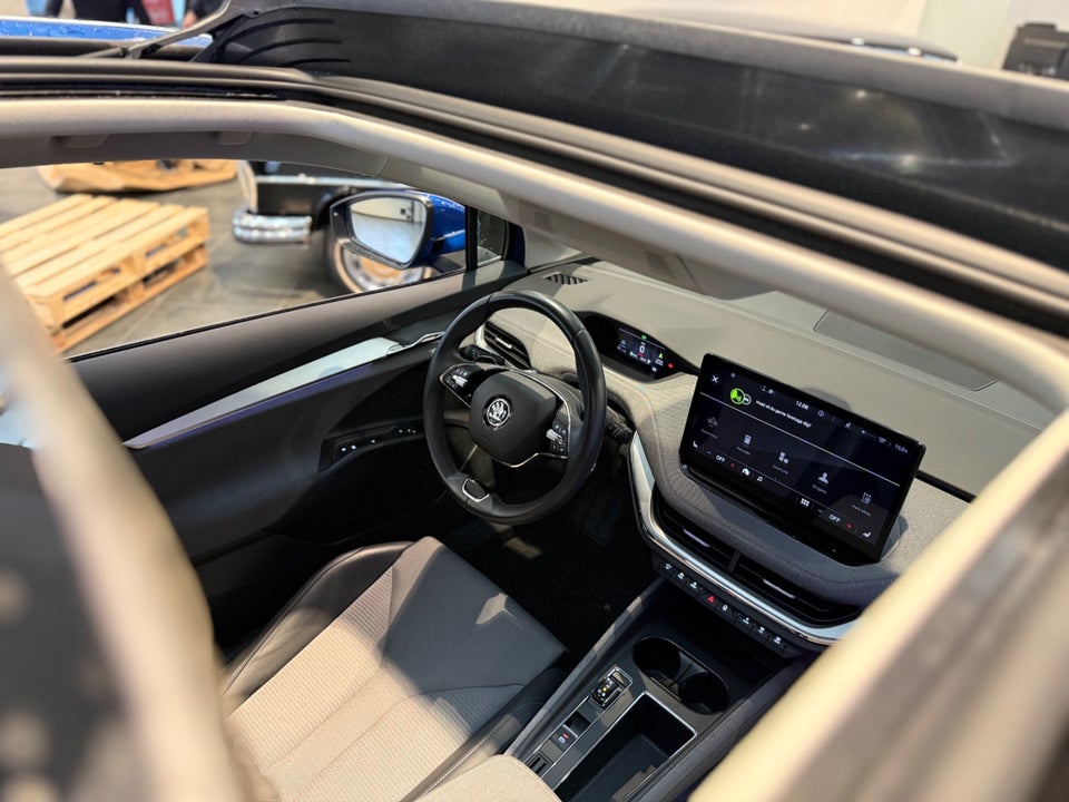 Skoda Enyaq 80 iV Loft 5d