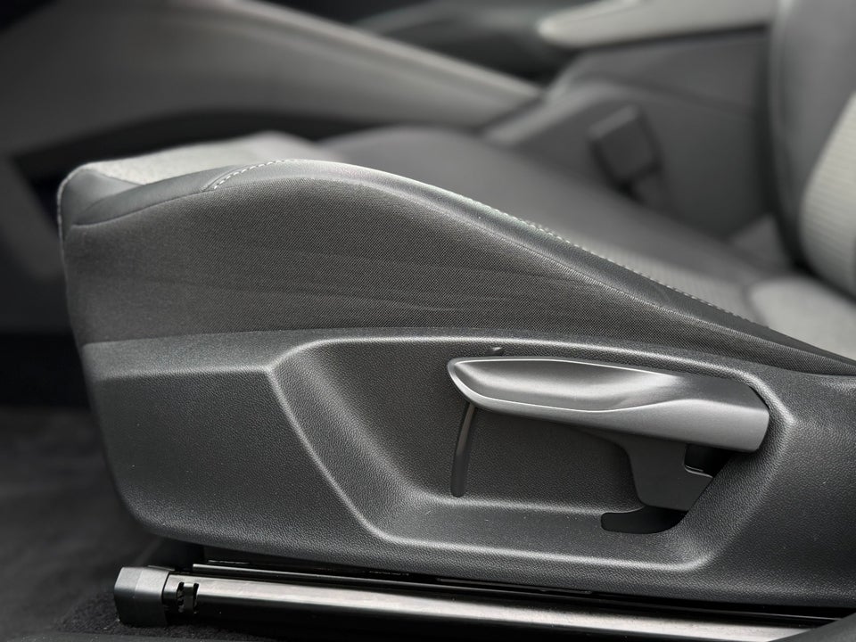 Skoda Enyaq 50 iV 5d