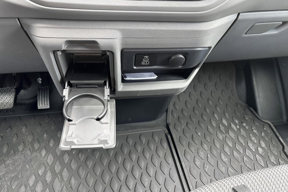 VW Transporter 2,0 TDi 150 Comfort Kassevogn aut. SWB