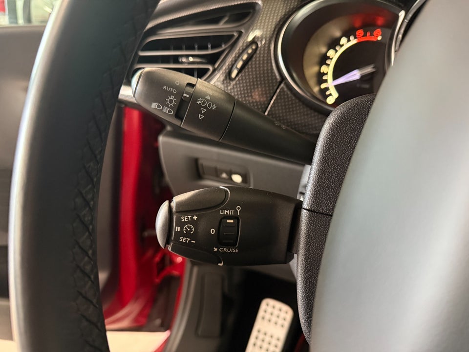 Citroën DS3 1,6 e-HDi 115 Sport 3d