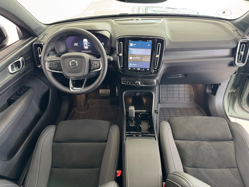 Volvo XC40 P6 ReCharge Pro 5d