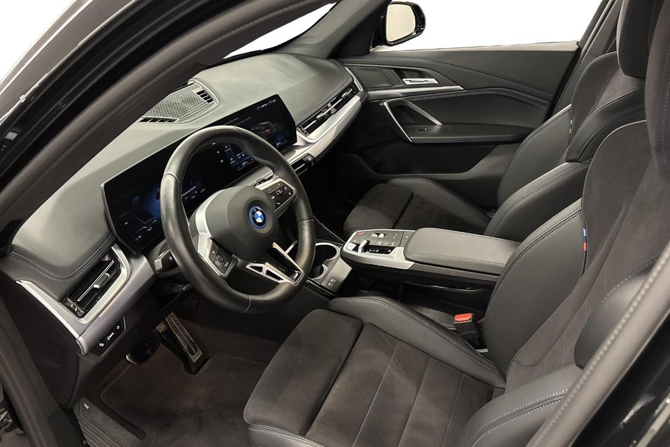 BMW iX1 eDrive20 M-Sport Pro 5d