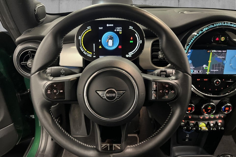 MINI Cooper SE Younique Trim 3d