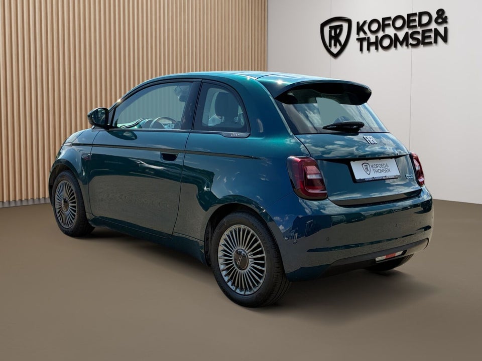 Fiat 500e 42 Icon 3d