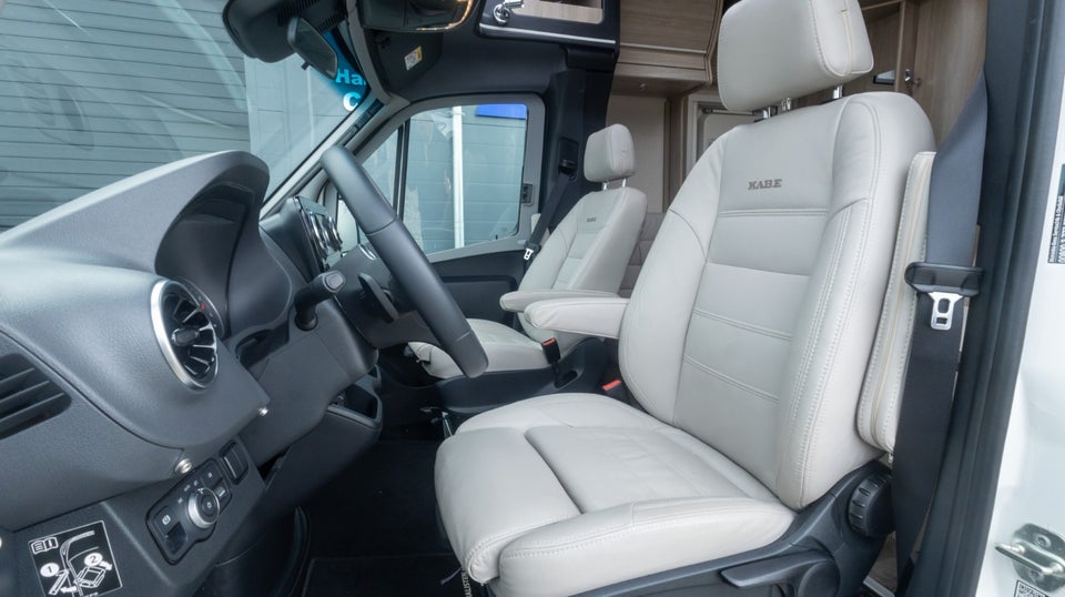 Mercedes Kabe 2,0 Travel Master 750 LGB NOVUM aut. 3d