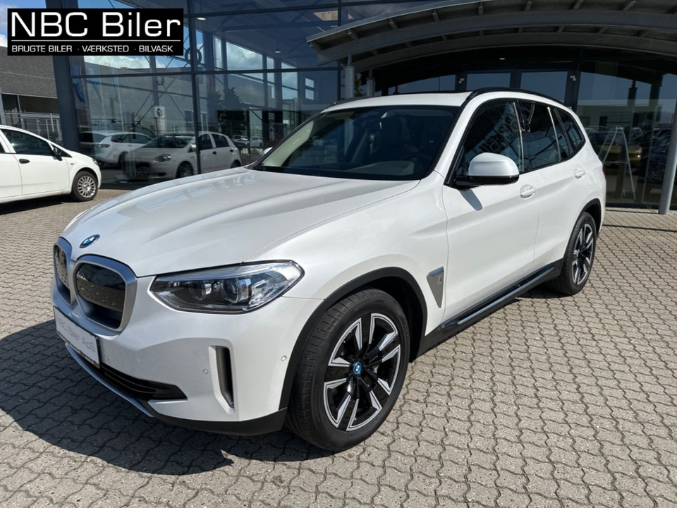 BMW iX3 Charged 5d