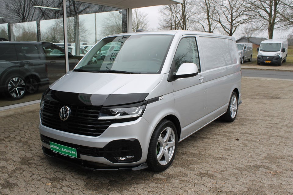 VW Transporter 2,0 TDi 150 Kassevogn DSG kort