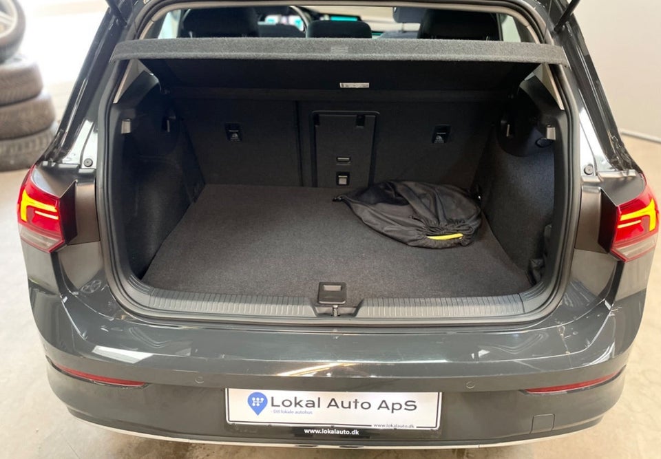 VW Golf VIII 1,4 eHybrid DSG 5d