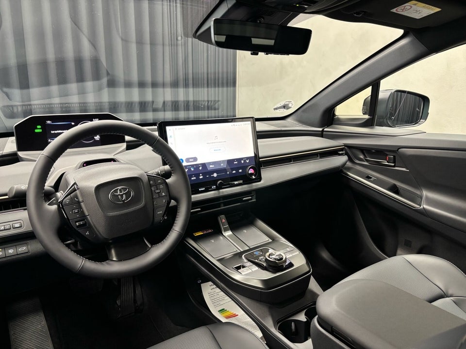 Toyota bZ4X 73 Executive 5d