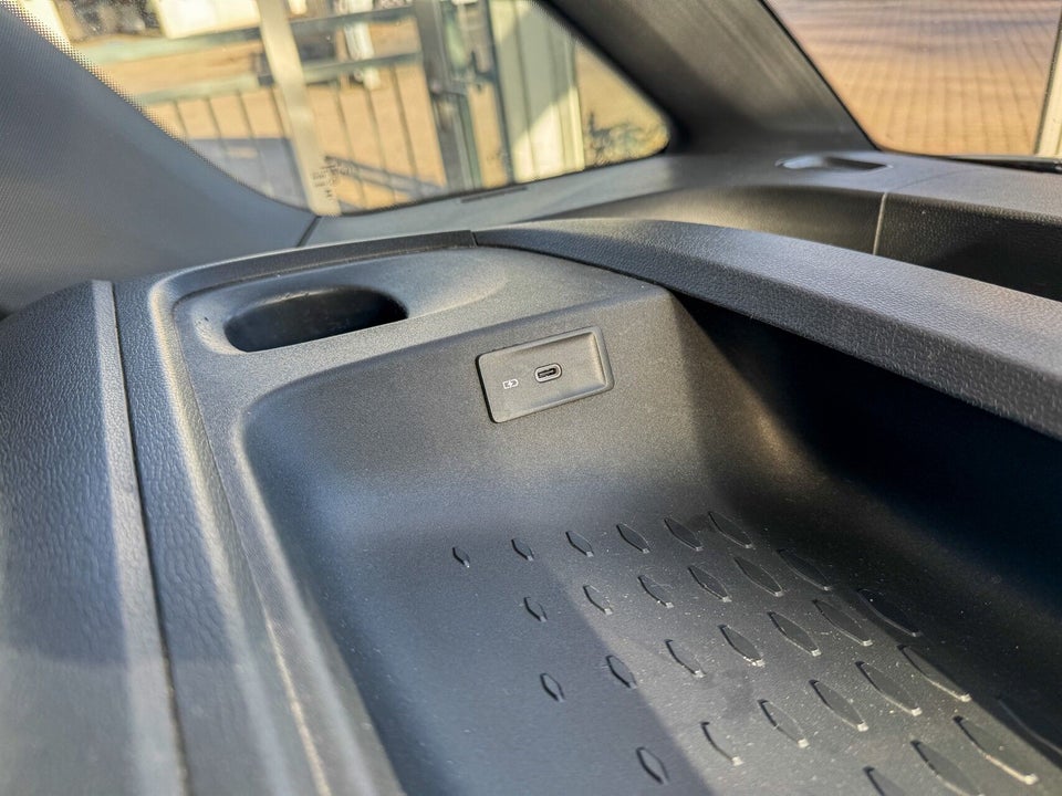 VW ID.Buzz 79 Cargo Pro