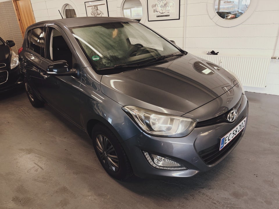 Hyundai i20 1,25 Comfort 5d