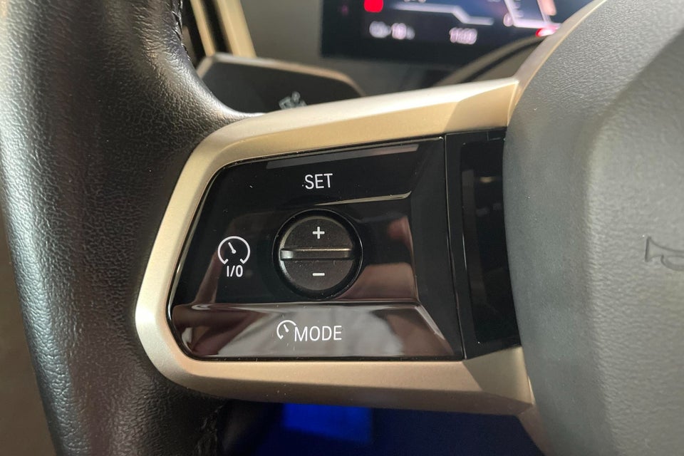 BMW iX xDrive40 Sport 5d