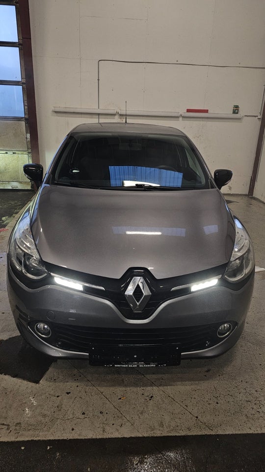 Renault Clio IV 0,9 TCe 90 Expression 5d
