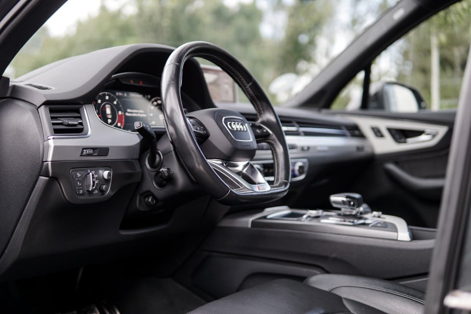 Audi SQ7 4,0 TDi quattro Tiptr. 5d