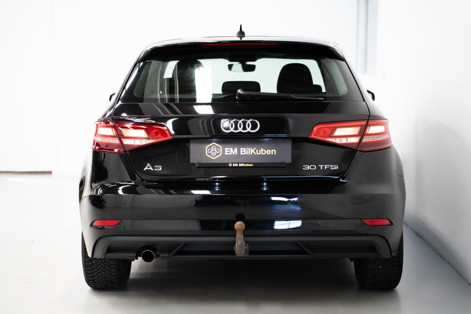 Audi A3 30 TFSi Sport Sportback S-tr. 5d