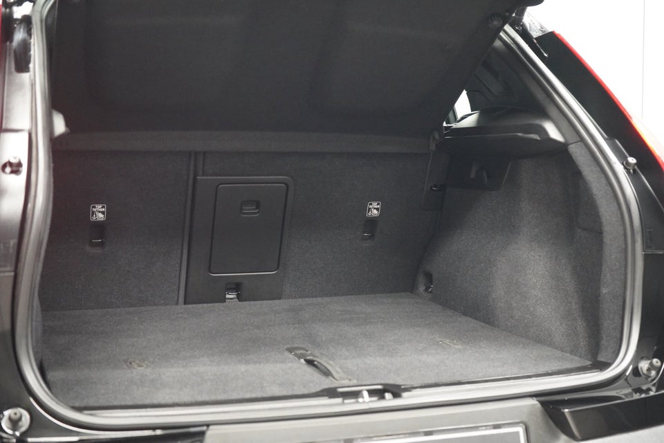 Volvo XC40 P6 ReCharge Plus 5d