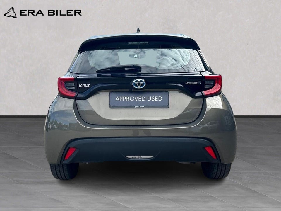Toyota Yaris 1,5 Hybrid Active Tech e-CVT 5d