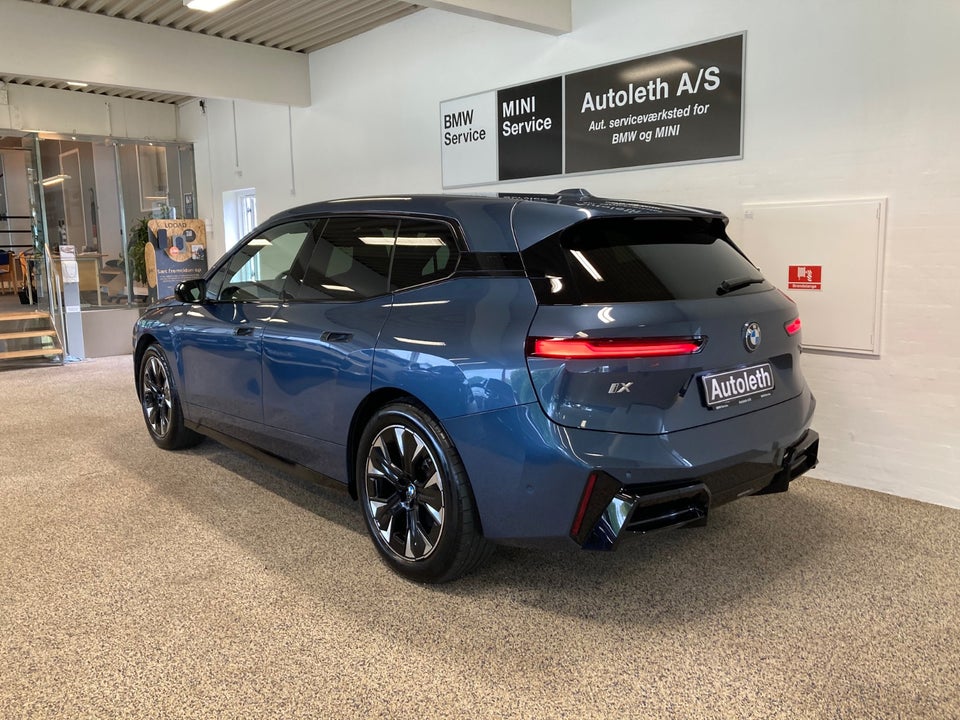 BMW iX xDrive45 M-Sport 5d