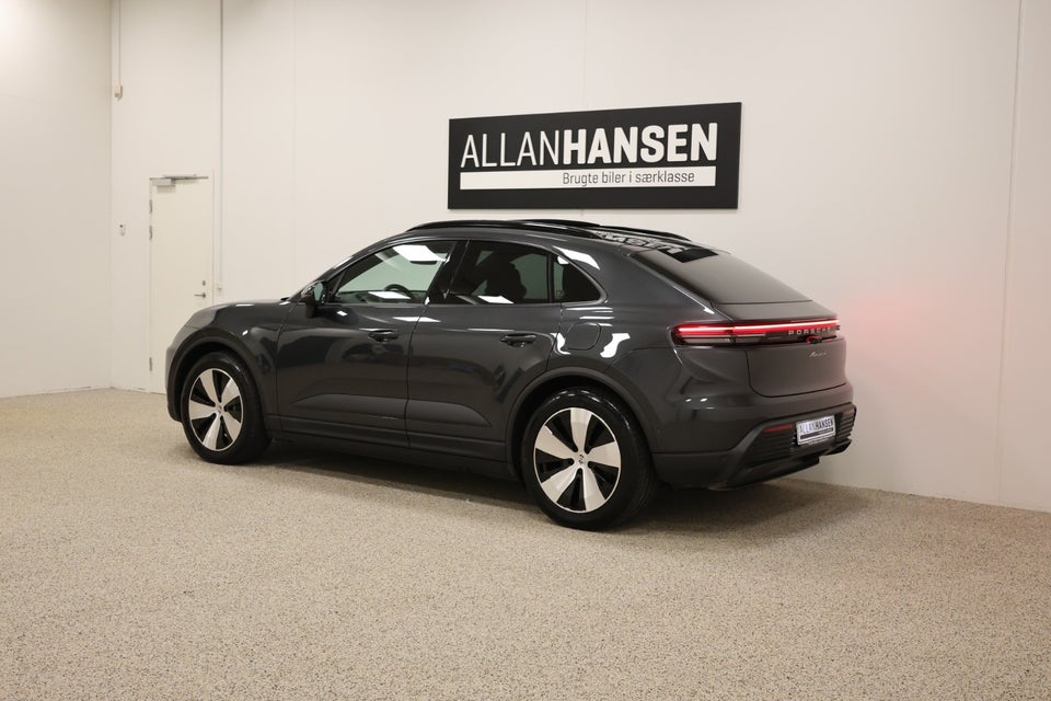 Porsche Macan 4 5d