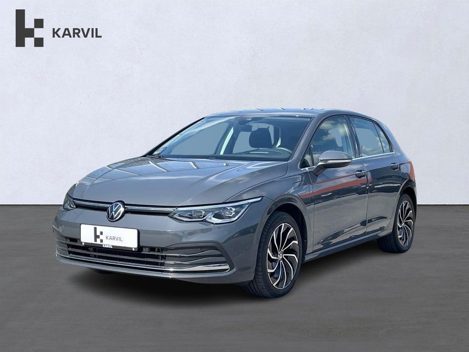VW Golf VIII 1,4 eHybrid DSG 5d