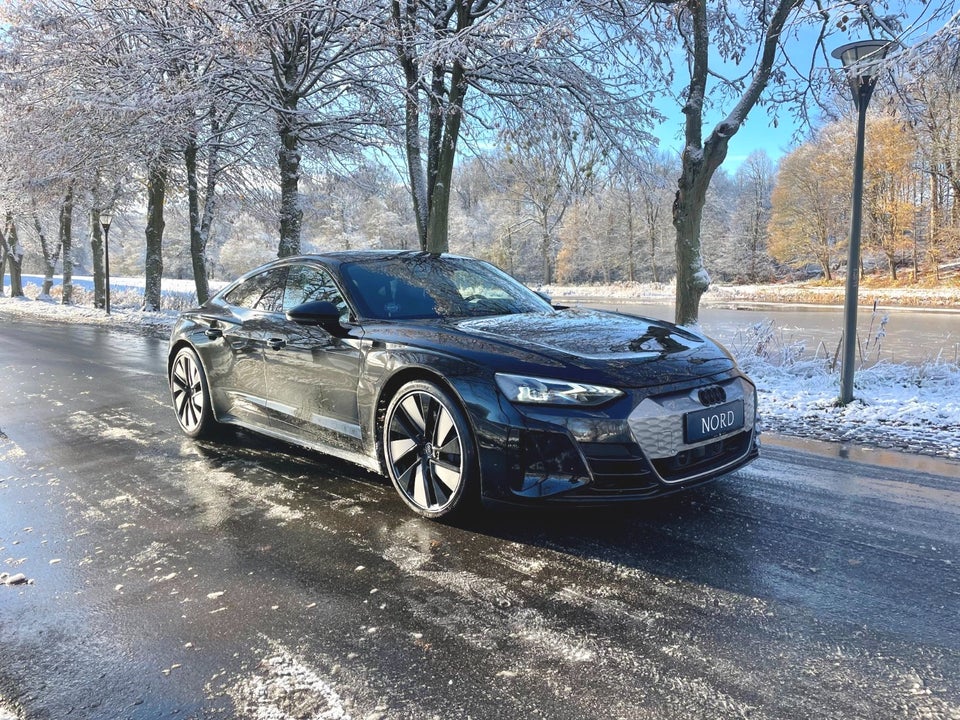 Audi e-tron GT quattro 4d