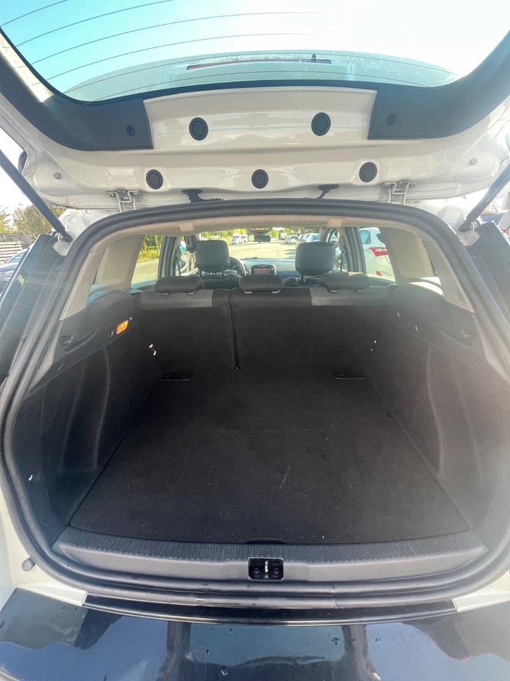 Renault Clio IV 1,5 dCi 90 Expression Sport Tourer 5d